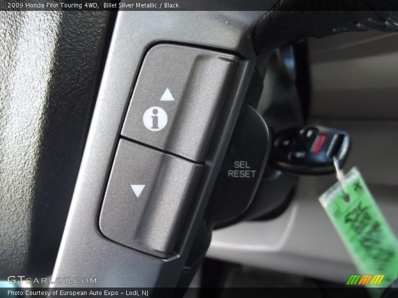 Billet Silver Metallic / Black 2009 Honda Pilot Touring 4WD