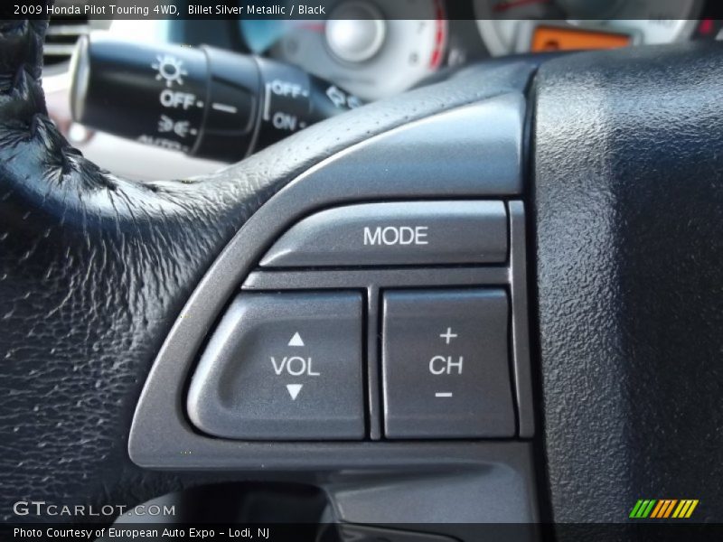 Billet Silver Metallic / Black 2009 Honda Pilot Touring 4WD