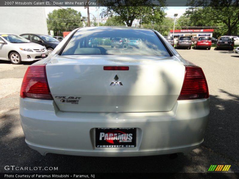 Dover White Pearl / Gray 2007 Mitsubishi Galant ES