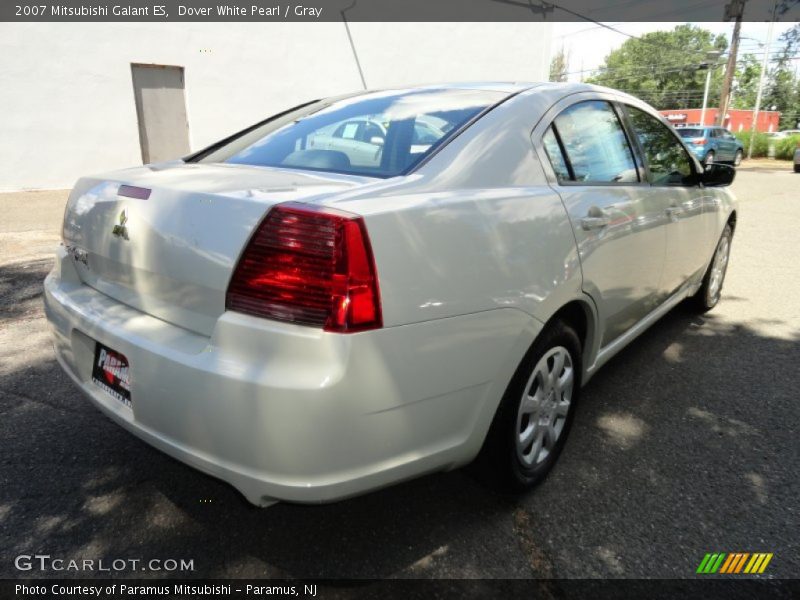 Dover White Pearl / Gray 2007 Mitsubishi Galant ES