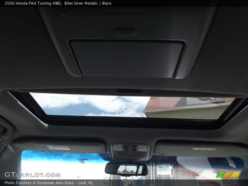 Billet Silver Metallic / Black 2009 Honda Pilot Touring 4WD
