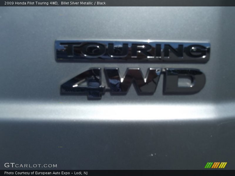 Billet Silver Metallic / Black 2009 Honda Pilot Touring 4WD
