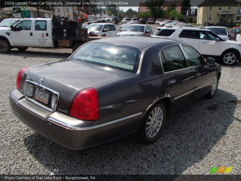 Charcoal Grey Metallic / Shale/Dove 2004 Lincoln Town Car Signature