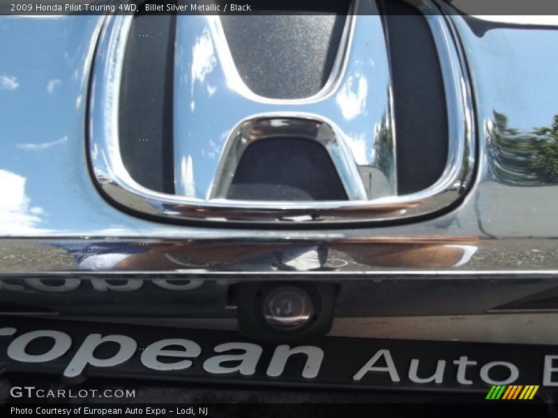 Billet Silver Metallic / Black 2009 Honda Pilot Touring 4WD