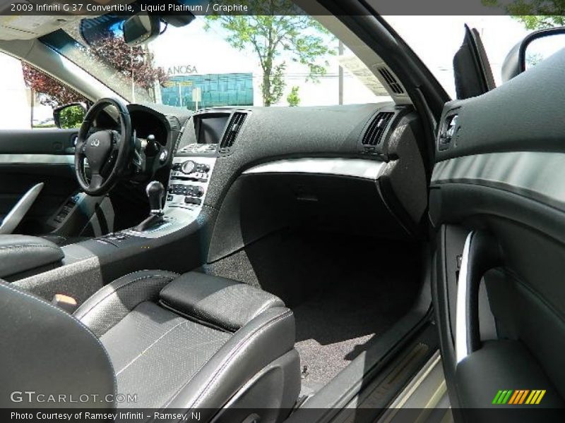 Liquid Platinum / Graphite 2009 Infiniti G 37 Convertible