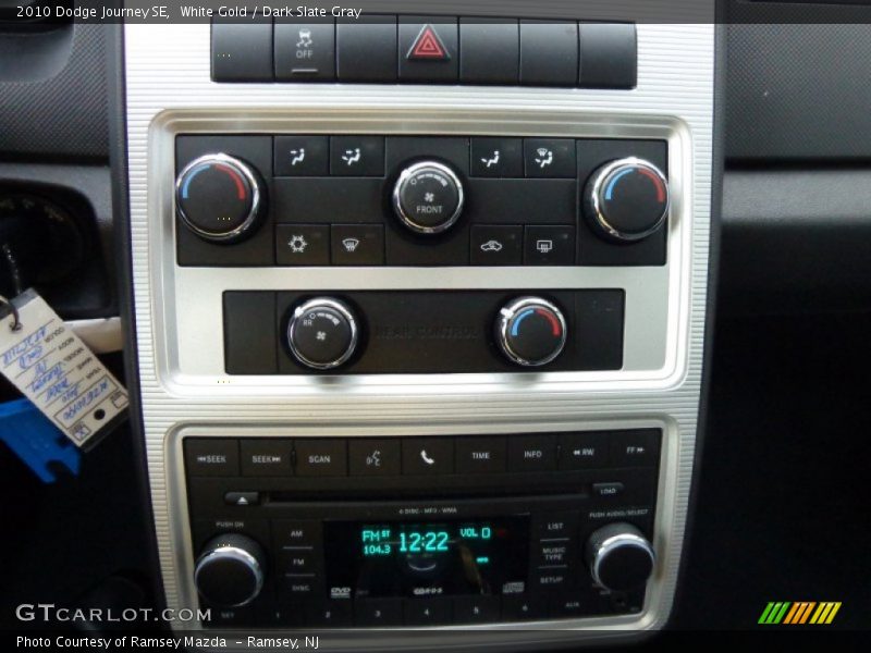 White Gold / Dark Slate Gray 2010 Dodge Journey SE