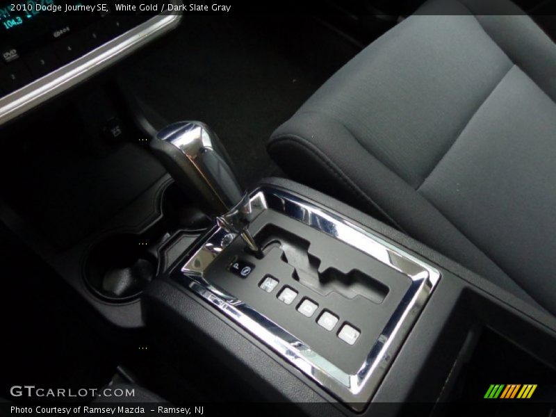 White Gold / Dark Slate Gray 2010 Dodge Journey SE