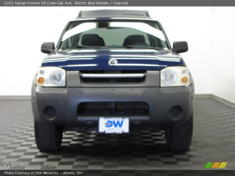 Electric Blue Metallic / Charcoal 2002 Nissan Frontier XE Crew Cab 4x4