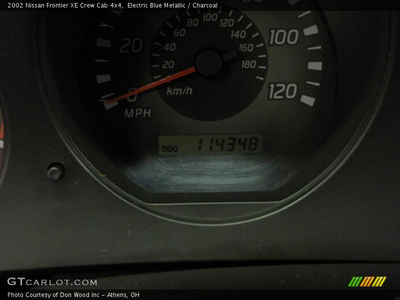 Electric Blue Metallic / Charcoal 2002 Nissan Frontier XE Crew Cab 4x4