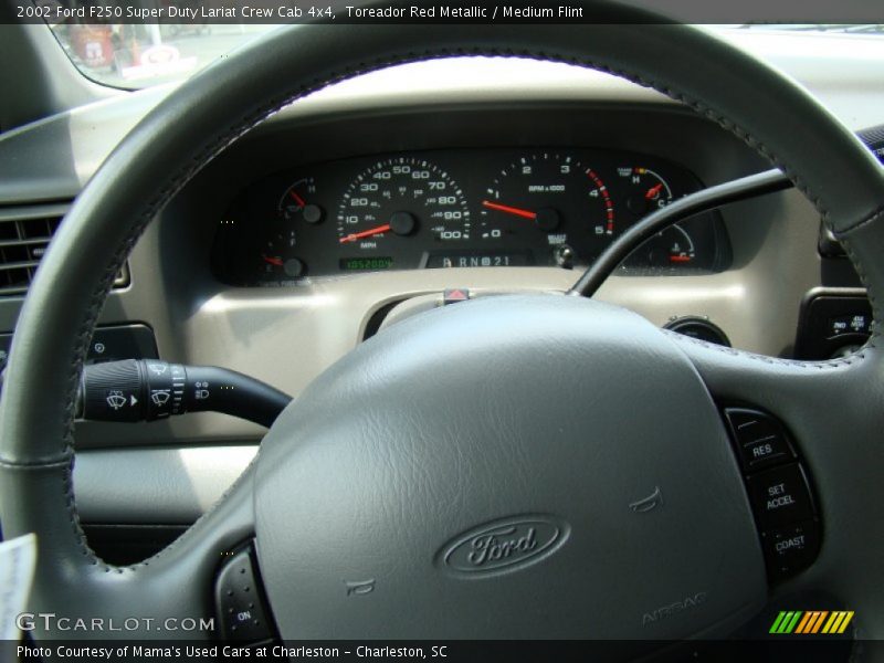 Toreador Red Metallic / Medium Flint 2002 Ford F250 Super Duty Lariat Crew Cab 4x4
