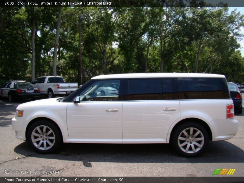 White Platinum Tri-Coat / Charcoal Black 2009 Ford Flex SE