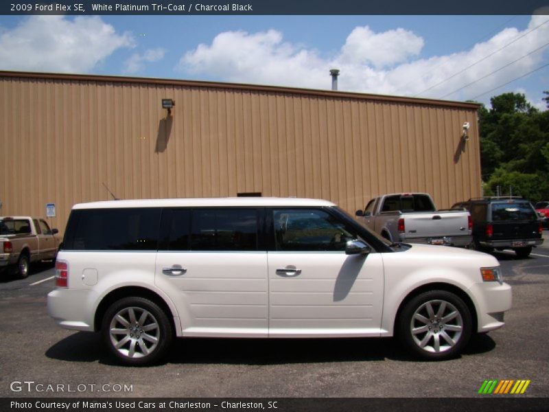 White Platinum Tri-Coat / Charcoal Black 2009 Ford Flex SE