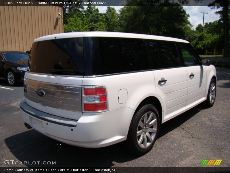 White Platinum Tri-Coat / Charcoal Black 2009 Ford Flex SE