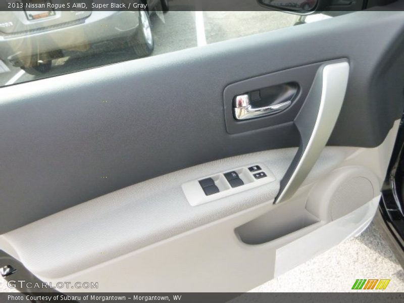 Super Black / Gray 2013 Nissan Rogue S AWD