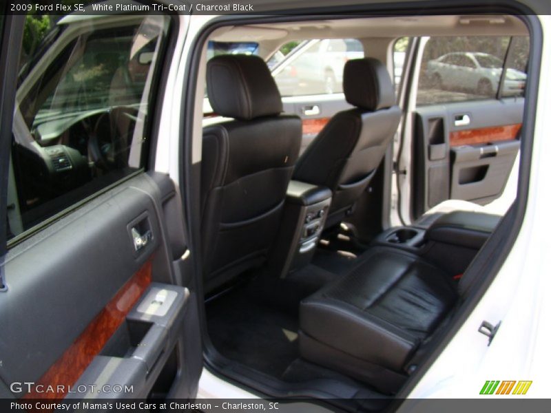 White Platinum Tri-Coat / Charcoal Black 2009 Ford Flex SE