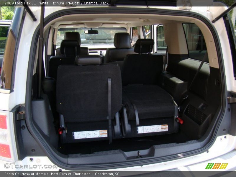 White Platinum Tri-Coat / Charcoal Black 2009 Ford Flex SE