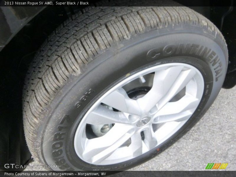Super Black / Black 2013 Nissan Rogue SV AWD