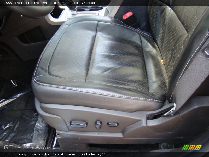 White Platinum Tri-Coat / Charcoal Black 2009 Ford Flex Limited