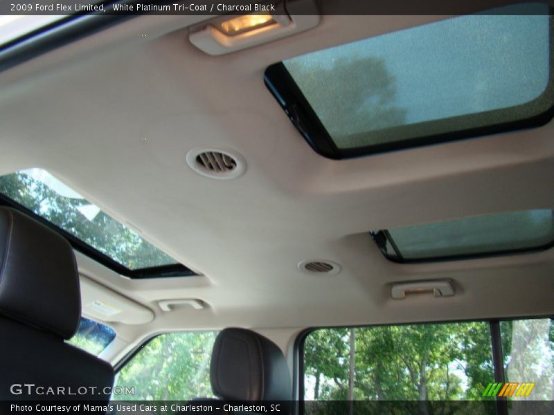 White Platinum Tri-Coat / Charcoal Black 2009 Ford Flex Limited