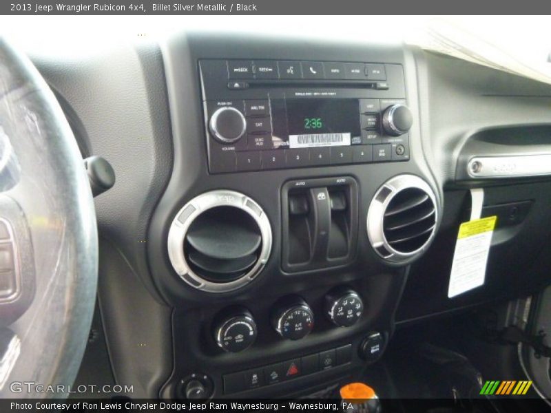 Billet Silver Metallic / Black 2013 Jeep Wrangler Rubicon 4x4