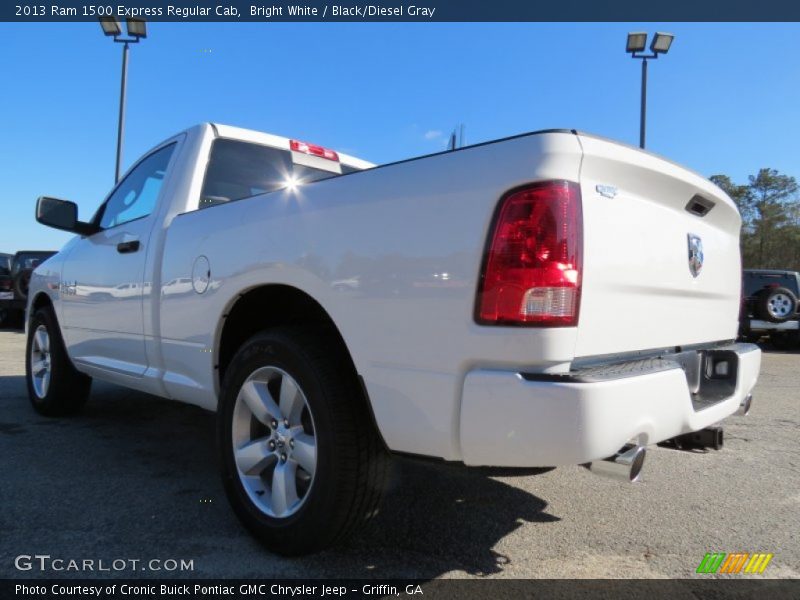 Bright White / Black/Diesel Gray 2013 Ram 1500 Express Regular Cab