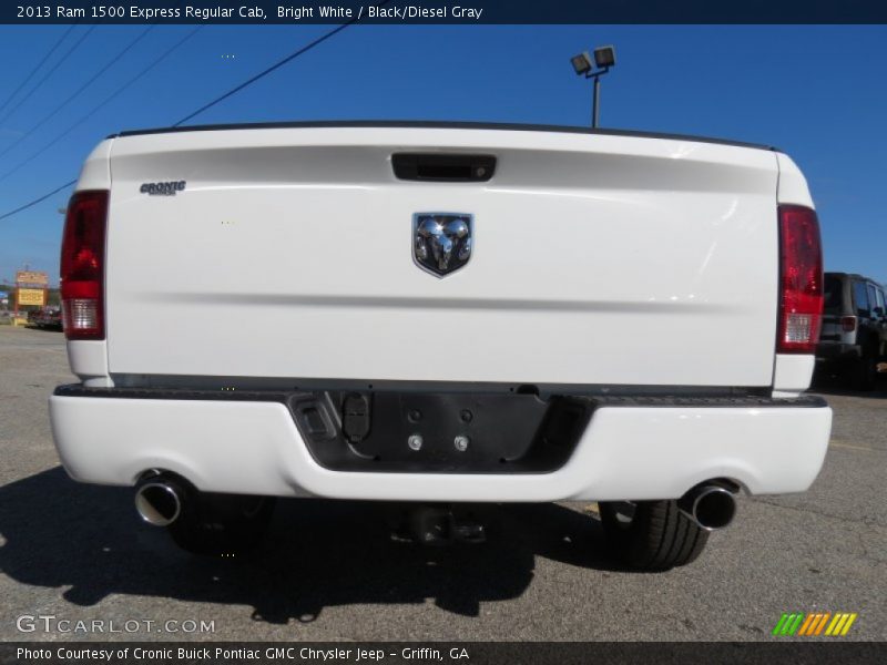 Bright White / Black/Diesel Gray 2013 Ram 1500 Express Regular Cab