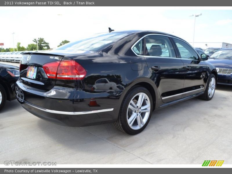 Black / Titan Black 2013 Volkswagen Passat TDI SEL