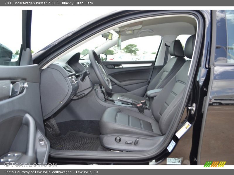 Black / Titan Black 2013 Volkswagen Passat 2.5L S