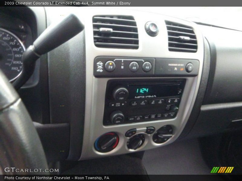 Summit White / Ebony 2009 Chevrolet Colorado LT Extended Cab 4x4
