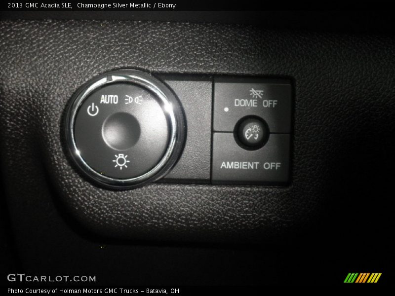 Champagne Silver Metallic / Ebony 2013 GMC Acadia SLE
