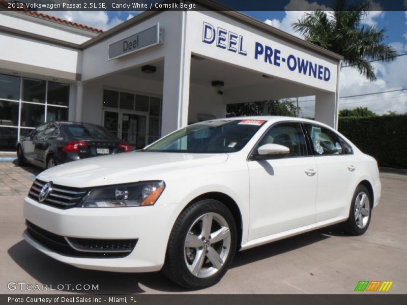 Candy White / Cornsilk Beige 2012 Volkswagen Passat 2.5L SE