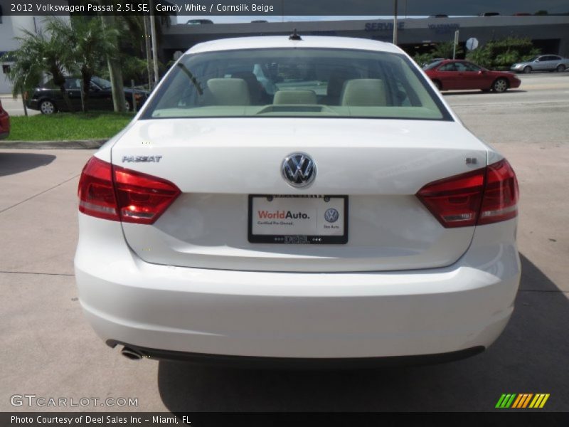 Candy White / Cornsilk Beige 2012 Volkswagen Passat 2.5L SE