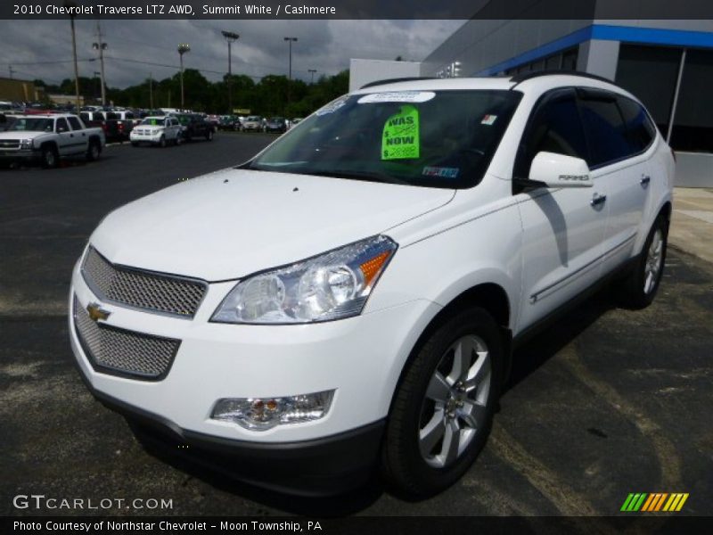 Front 3/4 View of 2010 Traverse LTZ AWD