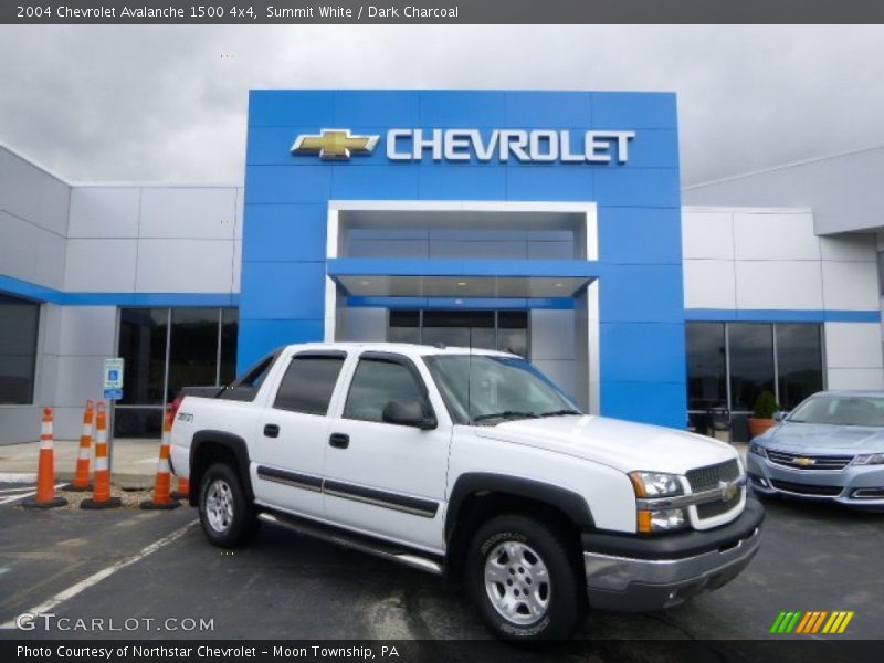 Summit White / Dark Charcoal 2004 Chevrolet Avalanche 1500 4x4