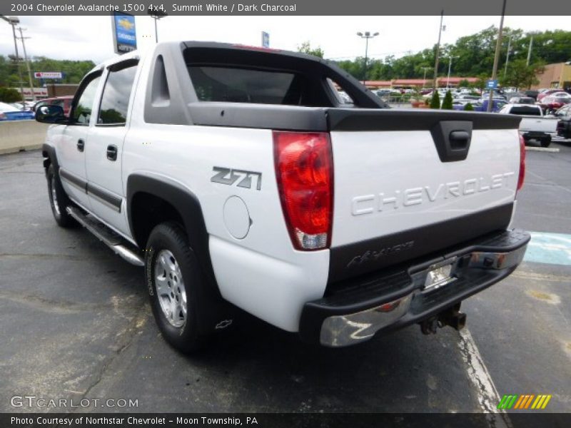 Summit White / Dark Charcoal 2004 Chevrolet Avalanche 1500 4x4