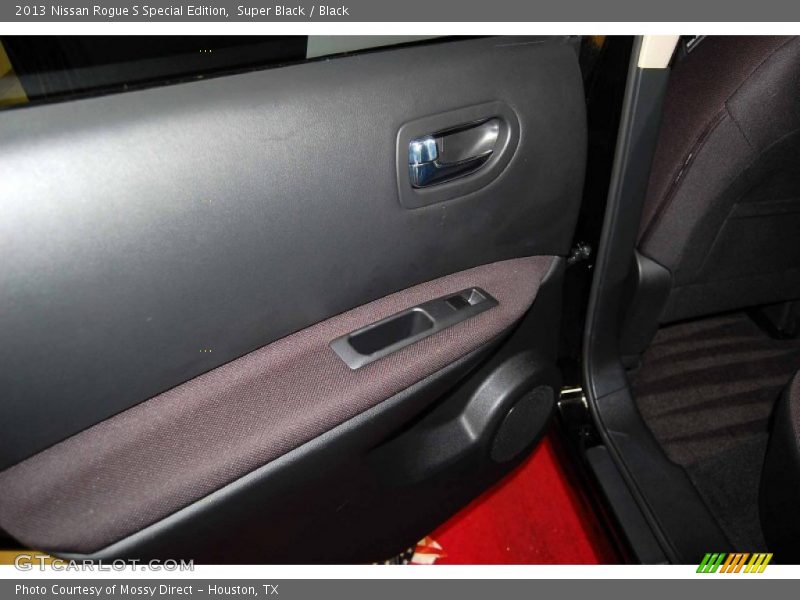 Super Black / Black 2013 Nissan Rogue S Special Edition