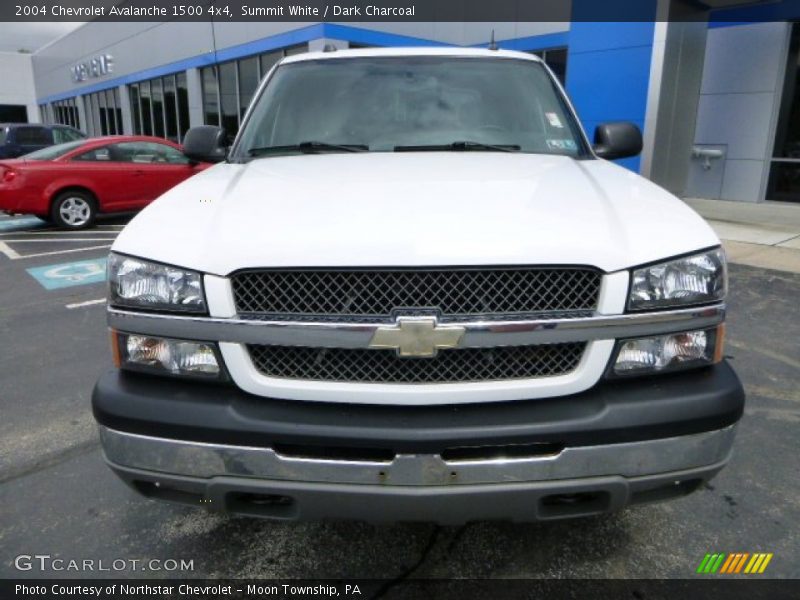 Summit White / Dark Charcoal 2004 Chevrolet Avalanche 1500 4x4