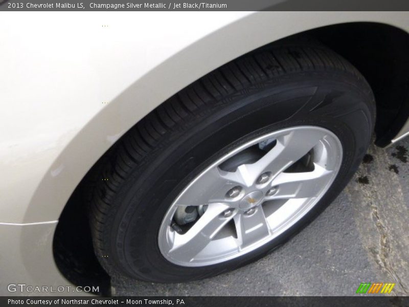 Champagne Silver Metallic / Jet Black/Titanium 2013 Chevrolet Malibu LS
