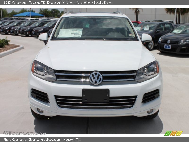 Pure White / Saddle Brown 2013 Volkswagen Touareg TDI Executive 4XMotion
