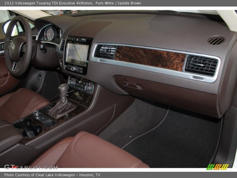 Pure White / Saddle Brown 2013 Volkswagen Touareg TDI Executive 4XMotion