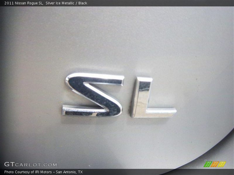 Silver Ice Metallic / Black 2011 Nissan Rogue SL