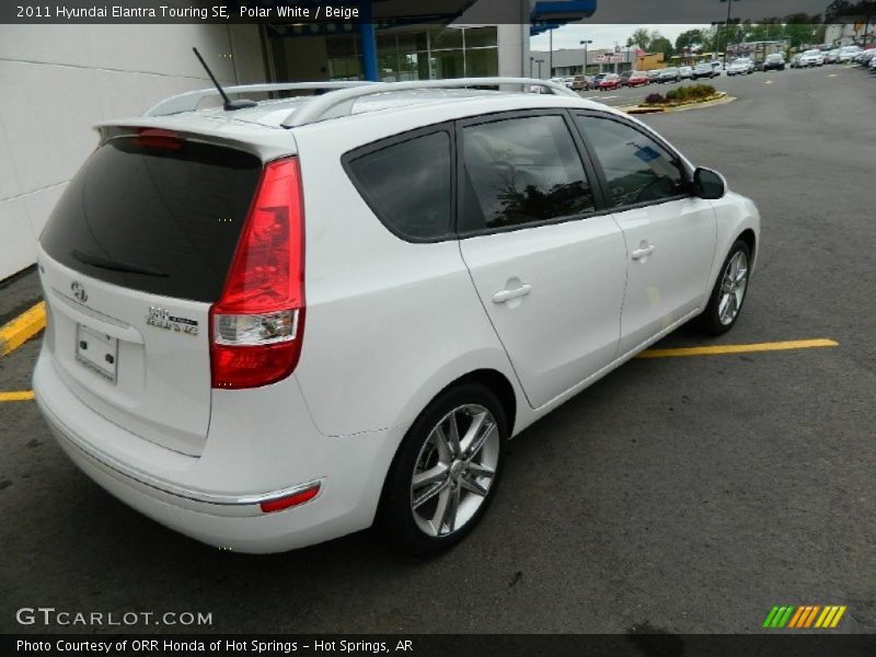 Polar White / Beige 2011 Hyundai Elantra Touring SE