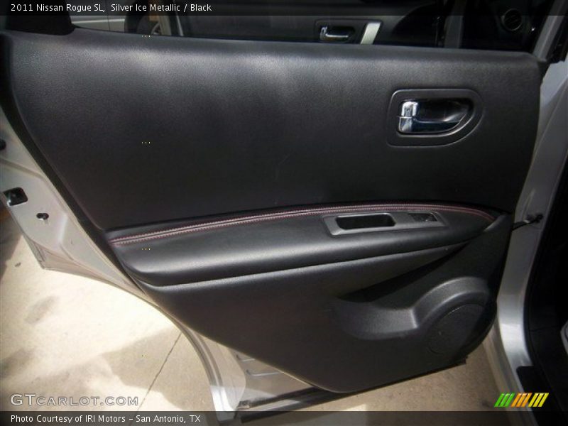 Silver Ice Metallic / Black 2011 Nissan Rogue SL