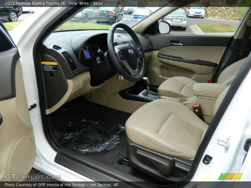 Polar White / Beige 2011 Hyundai Elantra Touring SE