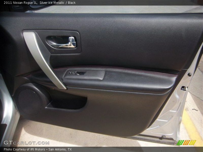 Silver Ice Metallic / Black 2011 Nissan Rogue SL