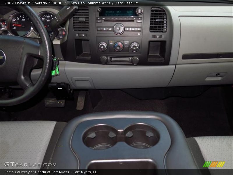 Summit White / Dark Titanium 2009 Chevrolet Silverado 2500HD LS Crew Cab