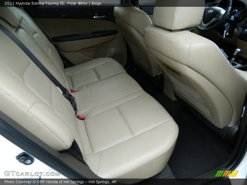 Polar White / Beige 2011 Hyundai Elantra Touring SE