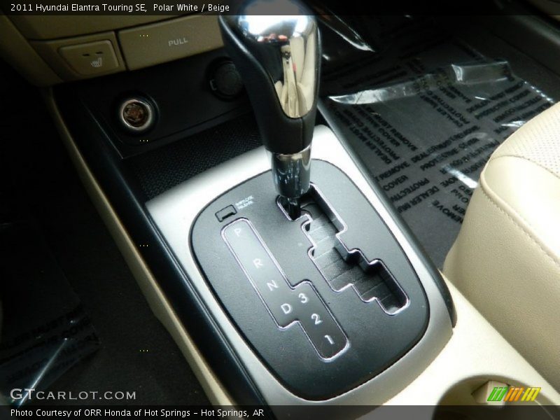 Polar White / Beige 2011 Hyundai Elantra Touring SE