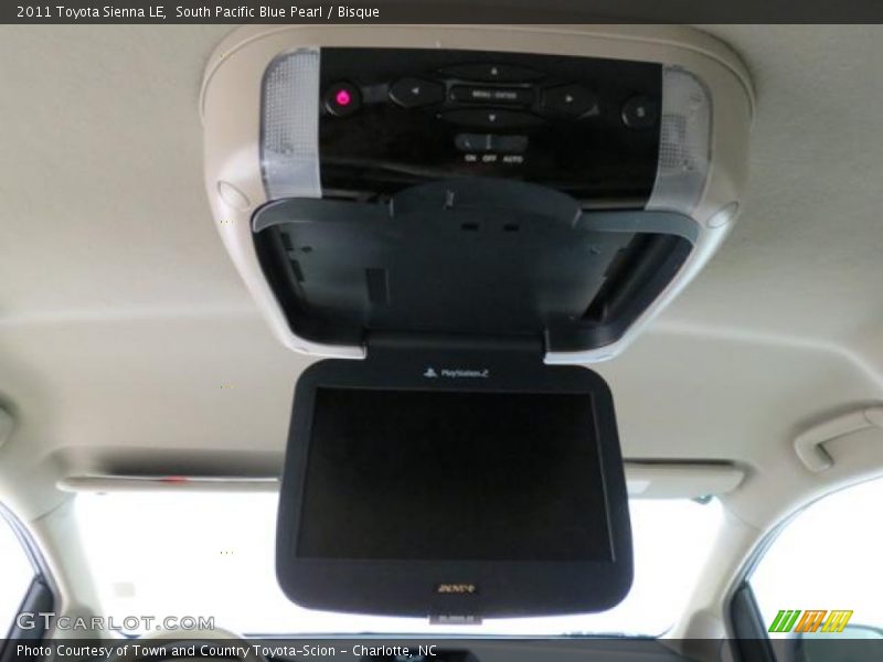 South Pacific Blue Pearl / Bisque 2011 Toyota Sienna LE