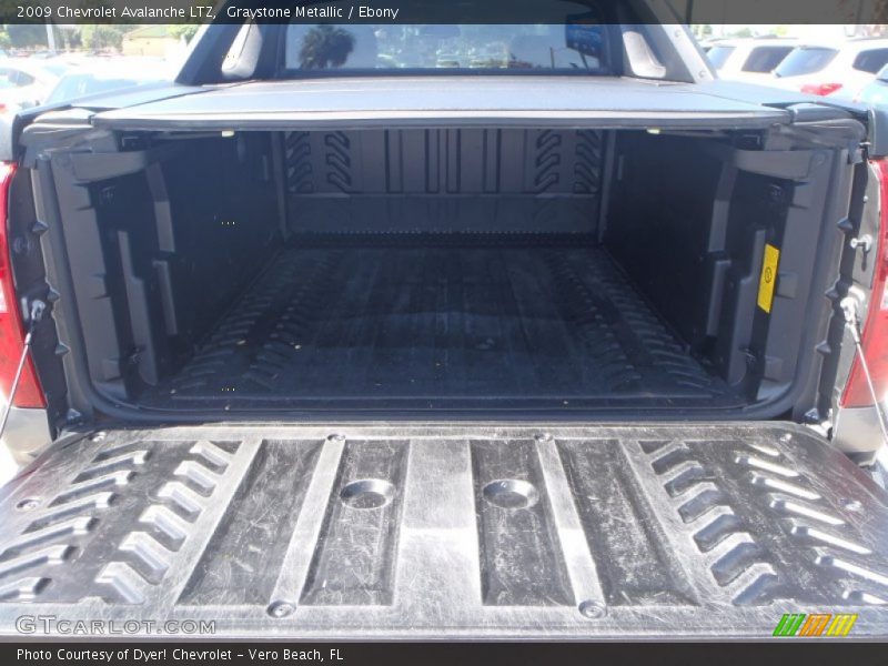 Graystone Metallic / Ebony 2009 Chevrolet Avalanche LTZ